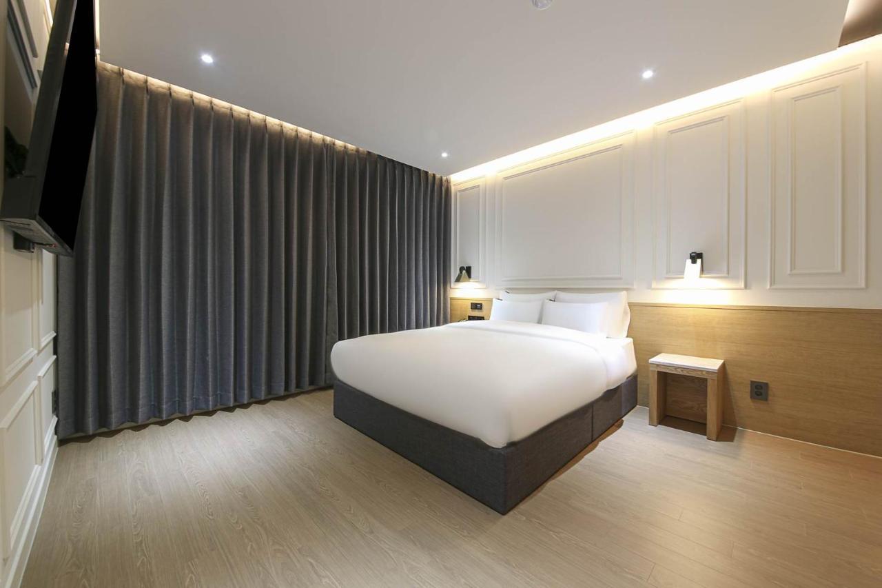 Brown Dot Hotel Pyeonghwa Plaza Mokpo Exterior foto